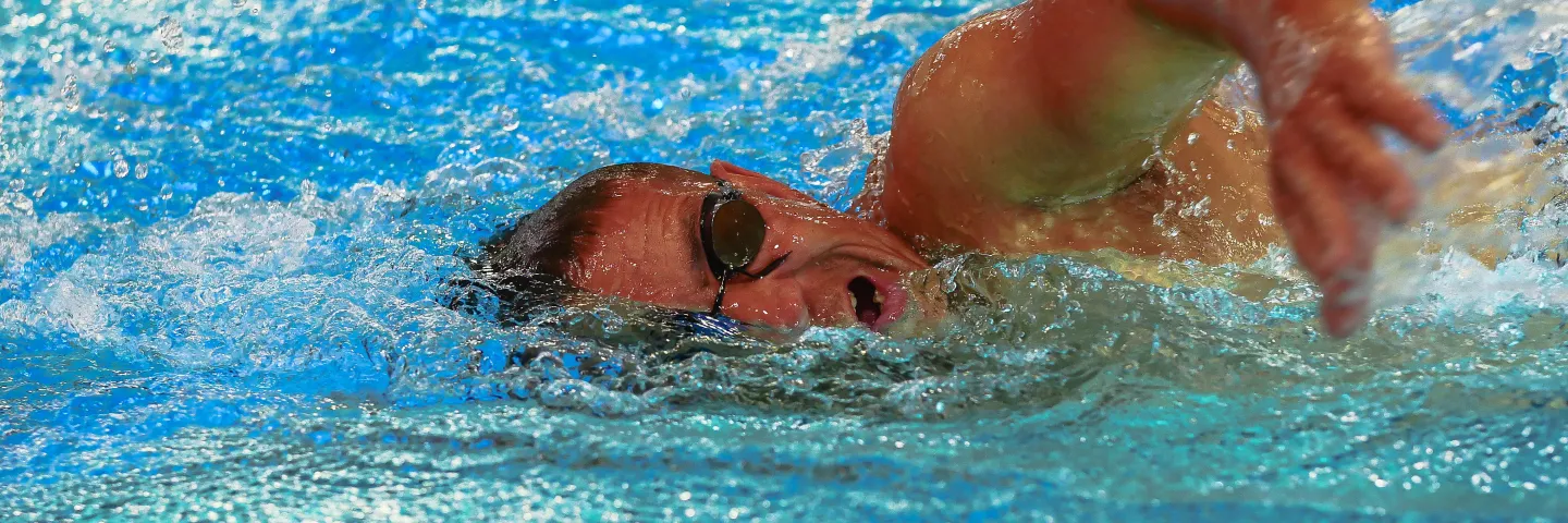 Michi Lapp Swimming